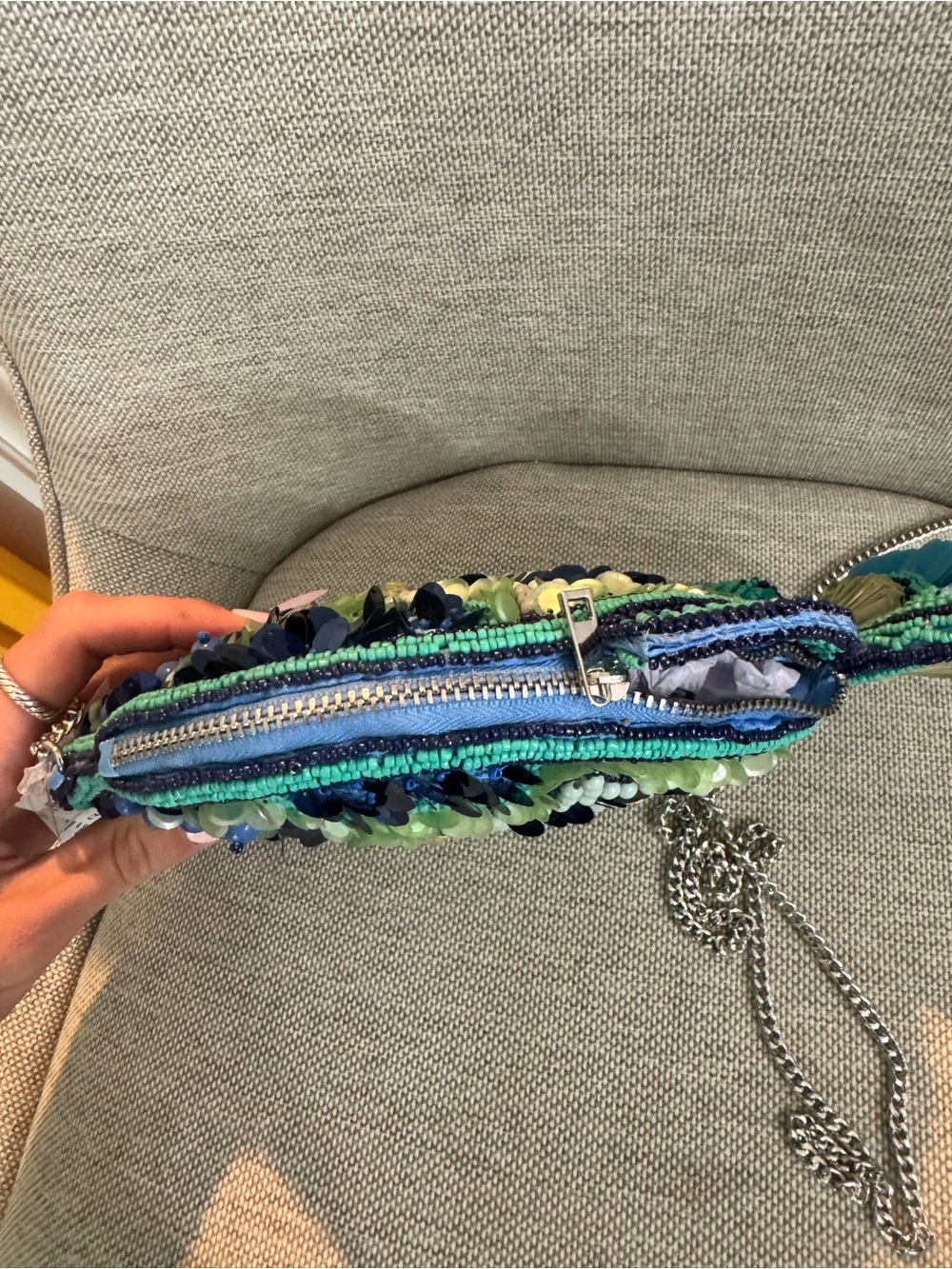Made in India Beaded Fish Crossbody Bag - Blue Green Sequin Design - Picture 3 of 6